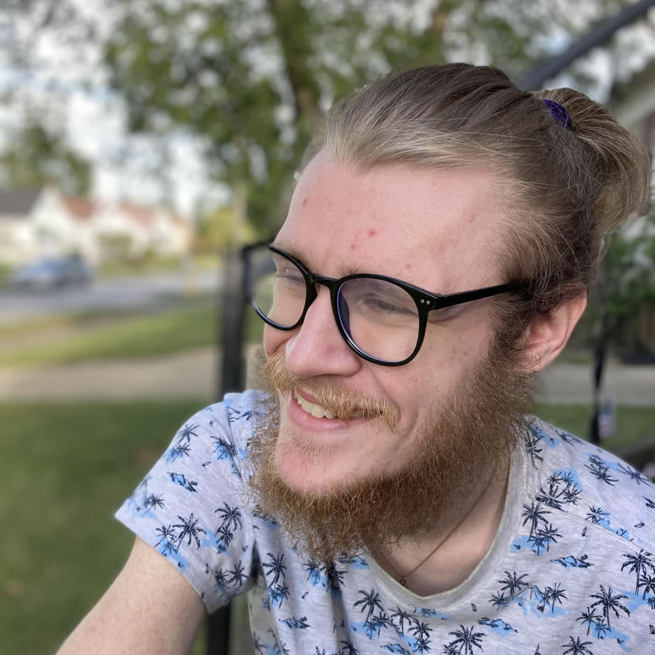 Eli Moon